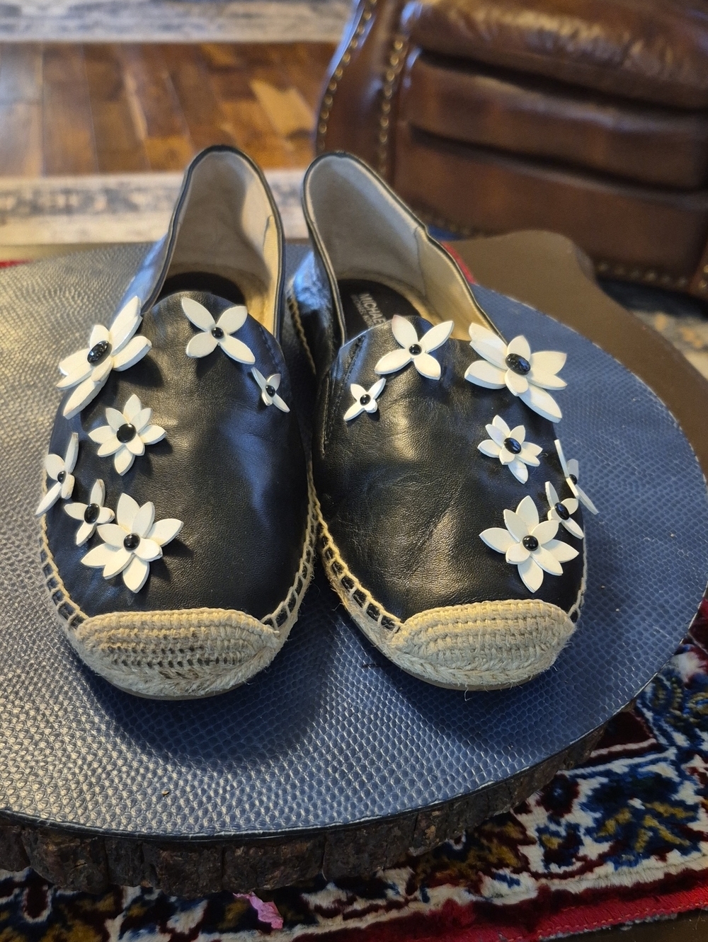 Michael Kors Lola Kendrick Slip On floral leather EspadrSz.8.5. (2084Sh) EC.